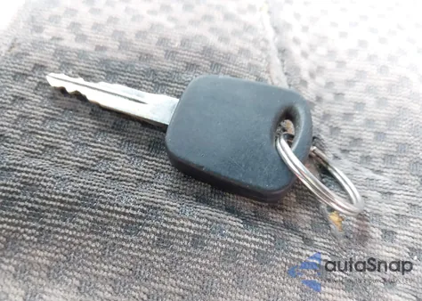 1999 Ford F-150 Lariat/Xl/Xlt z USA, uszkodzony, nr VIN 1FTRX08L8XKA44974